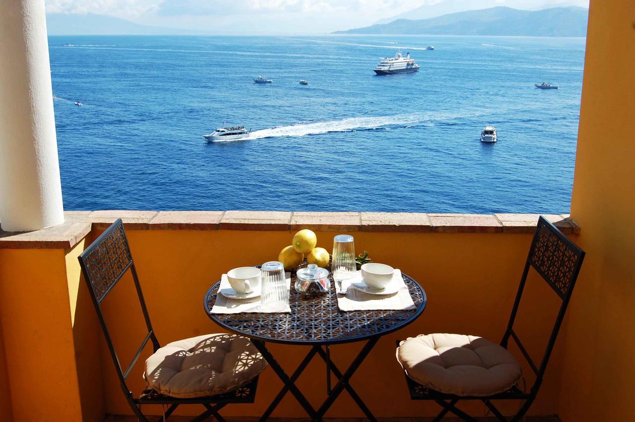 La Terrazza Sul Mare Bed & Breakfast Капри Екстериор снимка