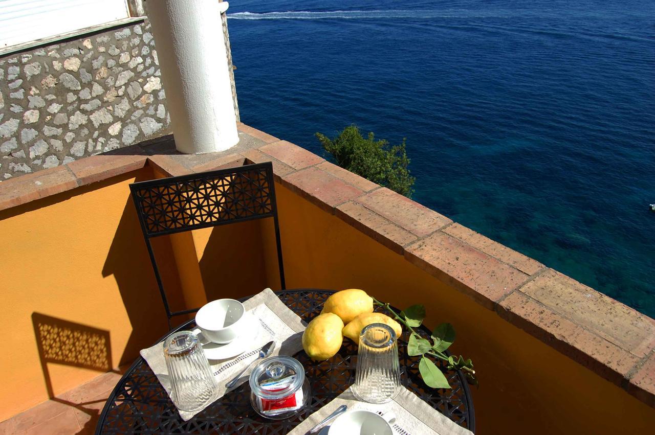 La Terrazza Sul Mare Bed & Breakfast Капри Екстериор снимка
