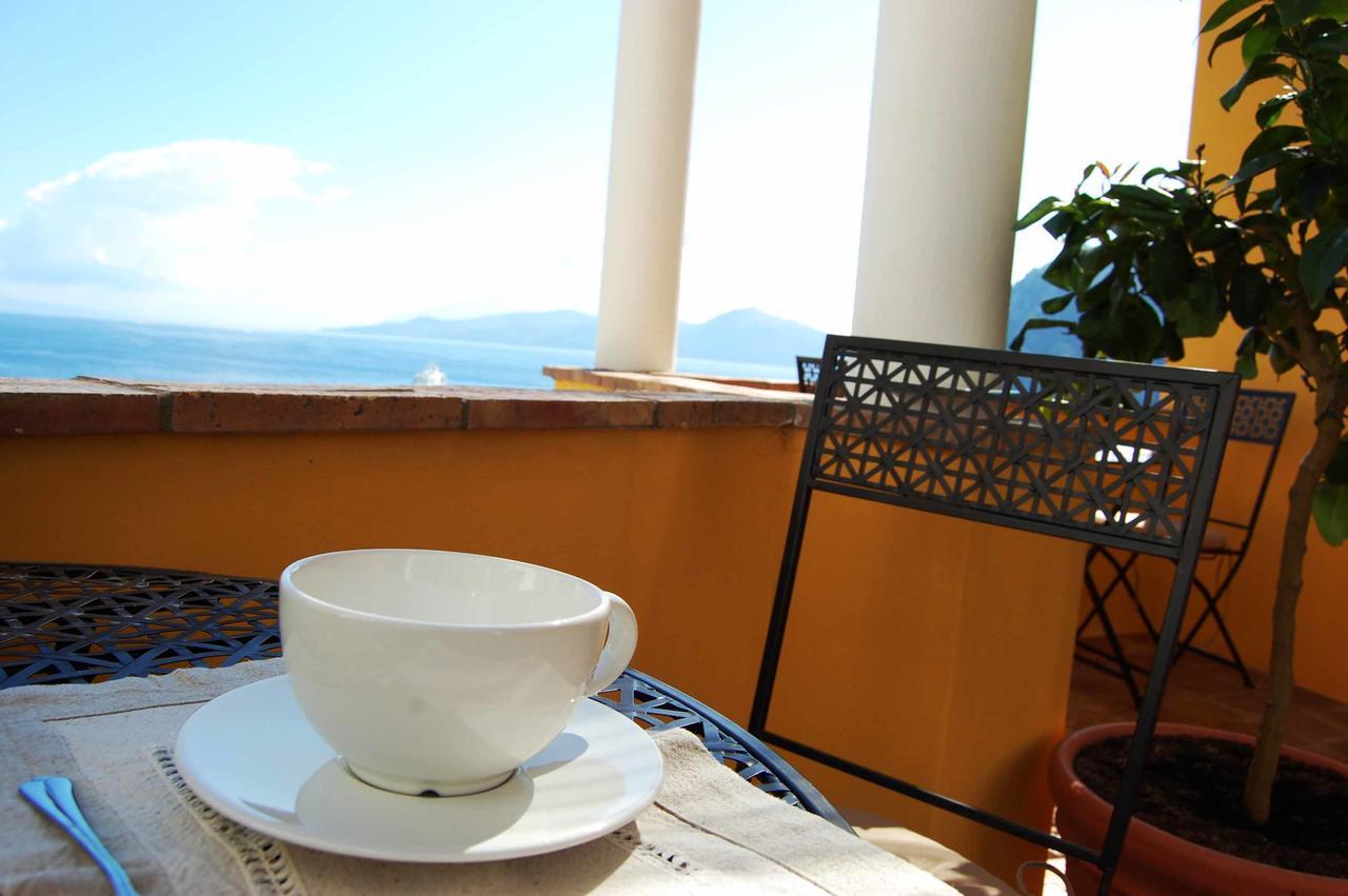 La Terrazza Sul Mare Bed & Breakfast Капри Екстериор снимка