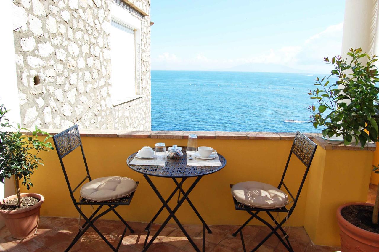 La Terrazza Sul Mare Bed & Breakfast Капри Екстериор снимка